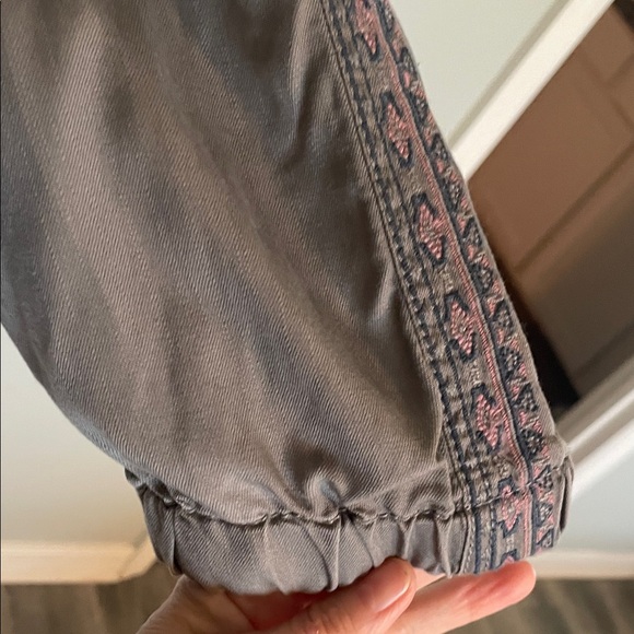 Knox Rose Olive Jogger Pants size XS - Picture 5 of 5
